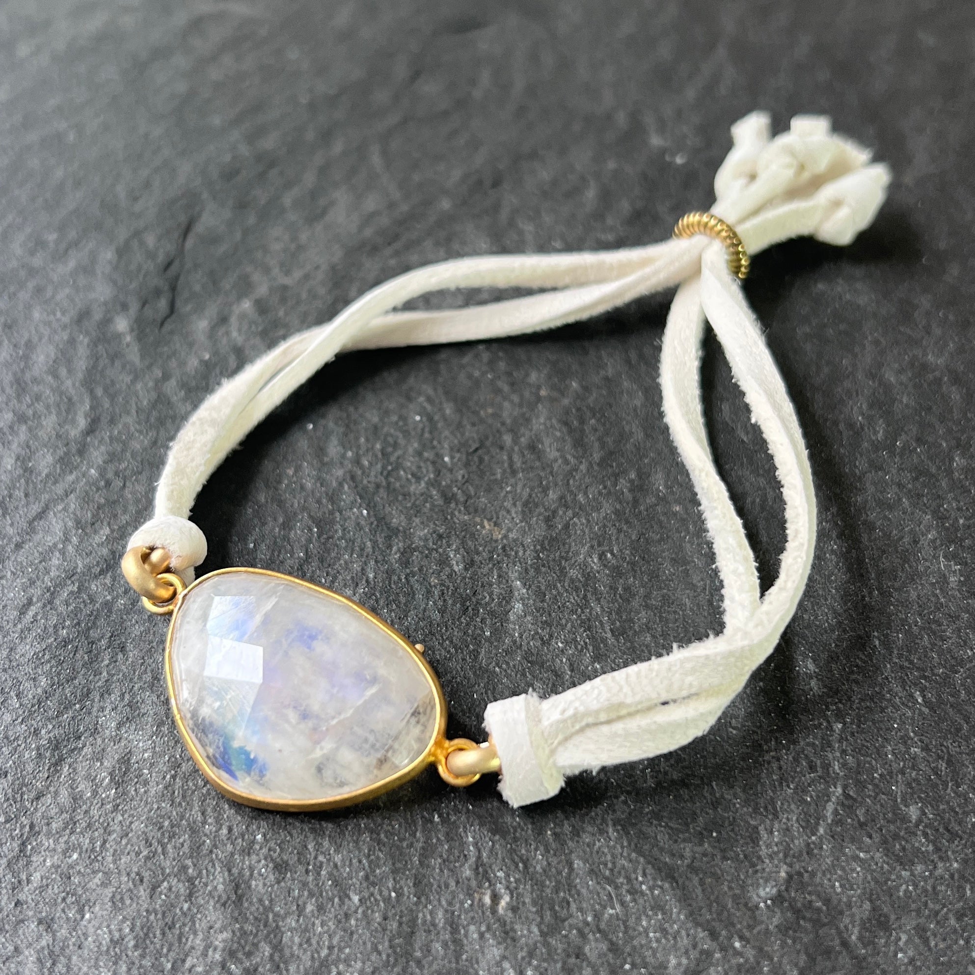 Helena Bracelet Moonstone