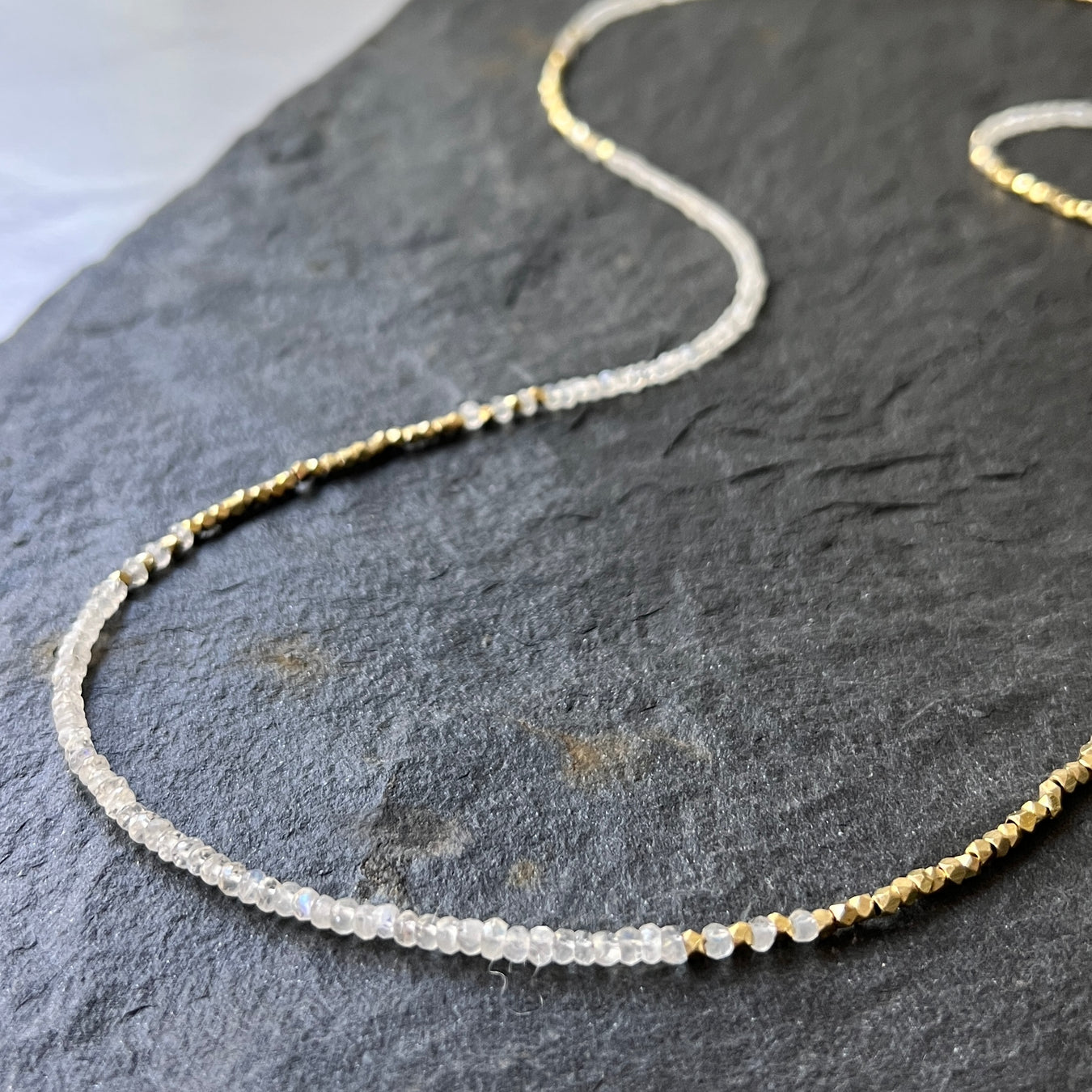 Gemstone Favorites : Moonstone