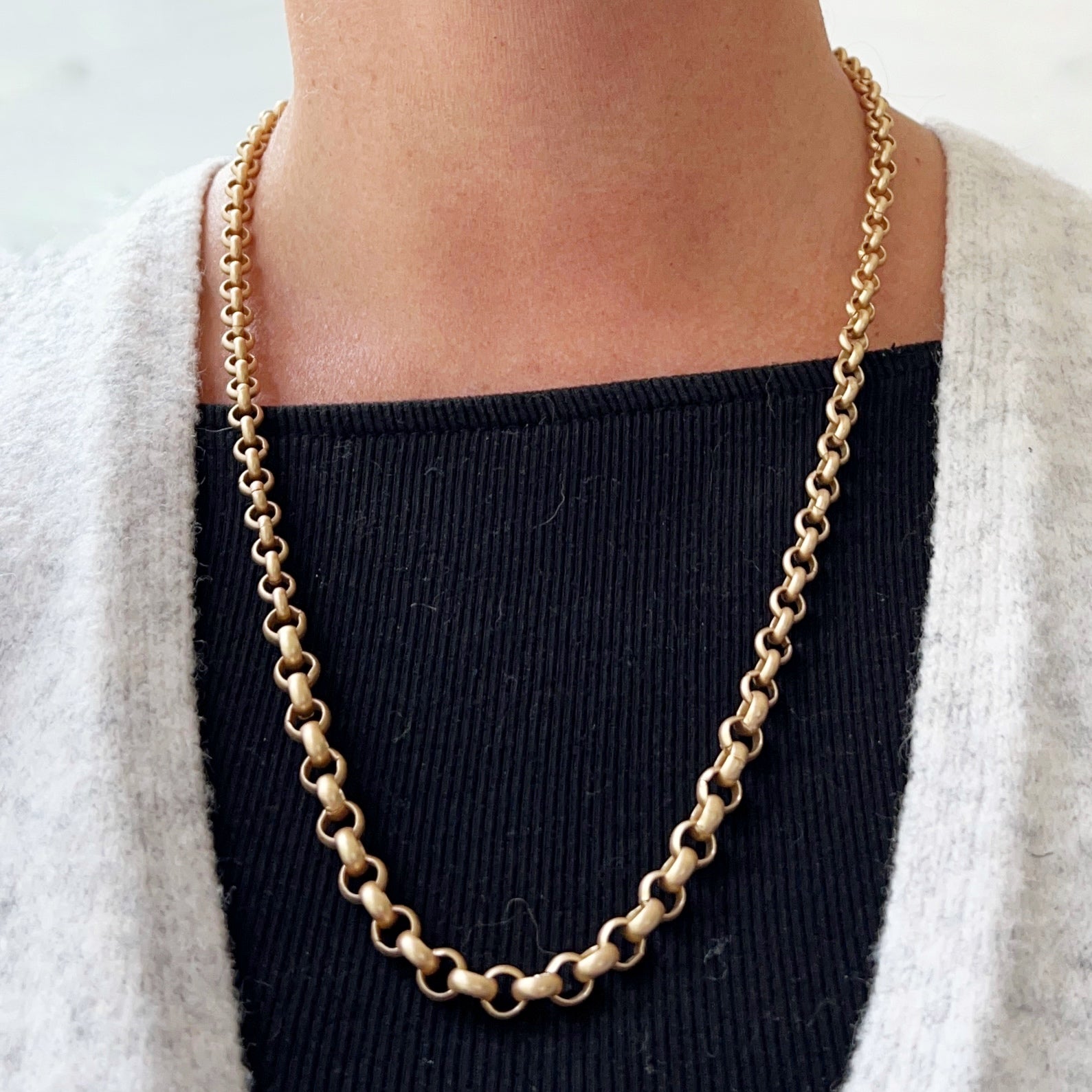 Charley Noir Necklace