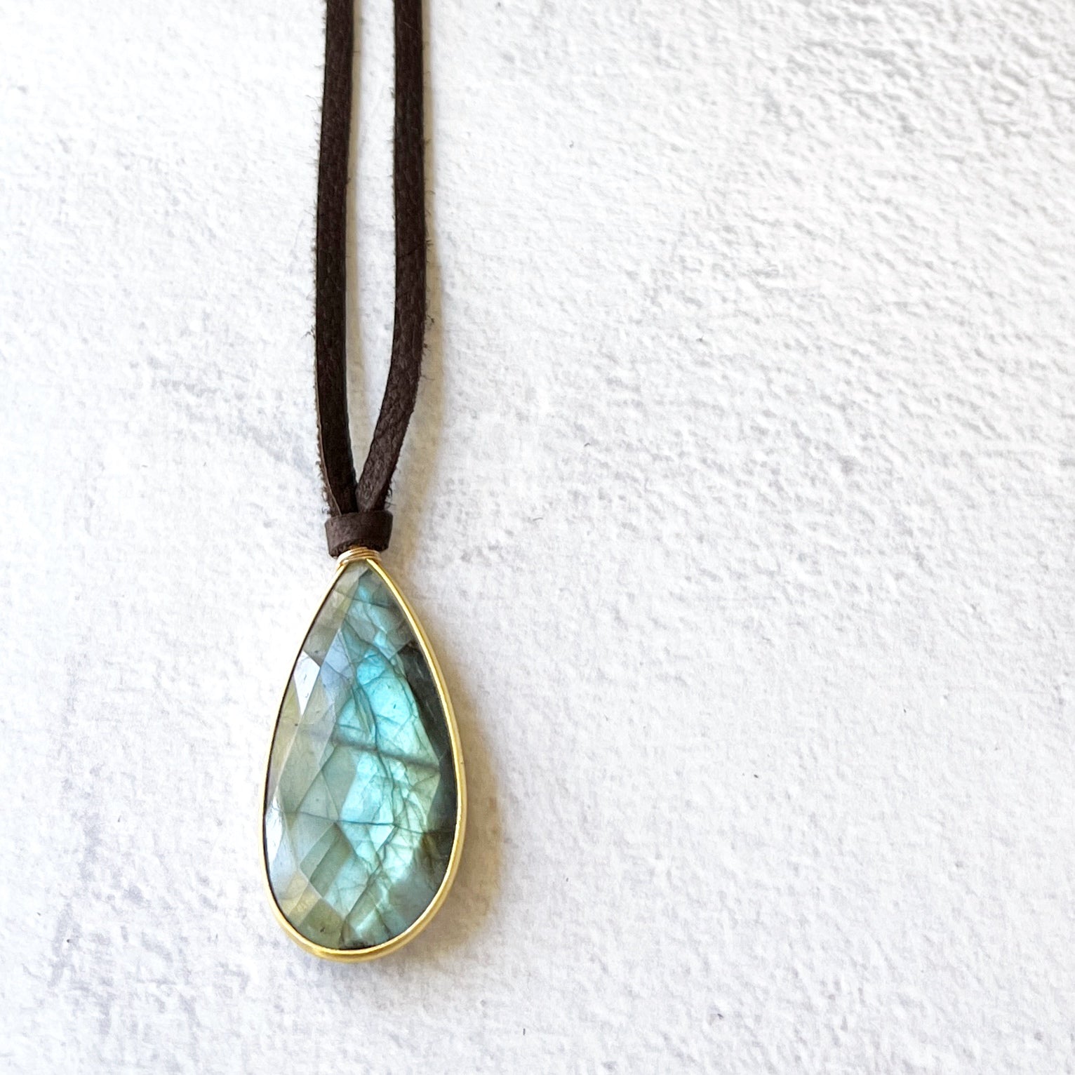 Helena Pendant Labradorite