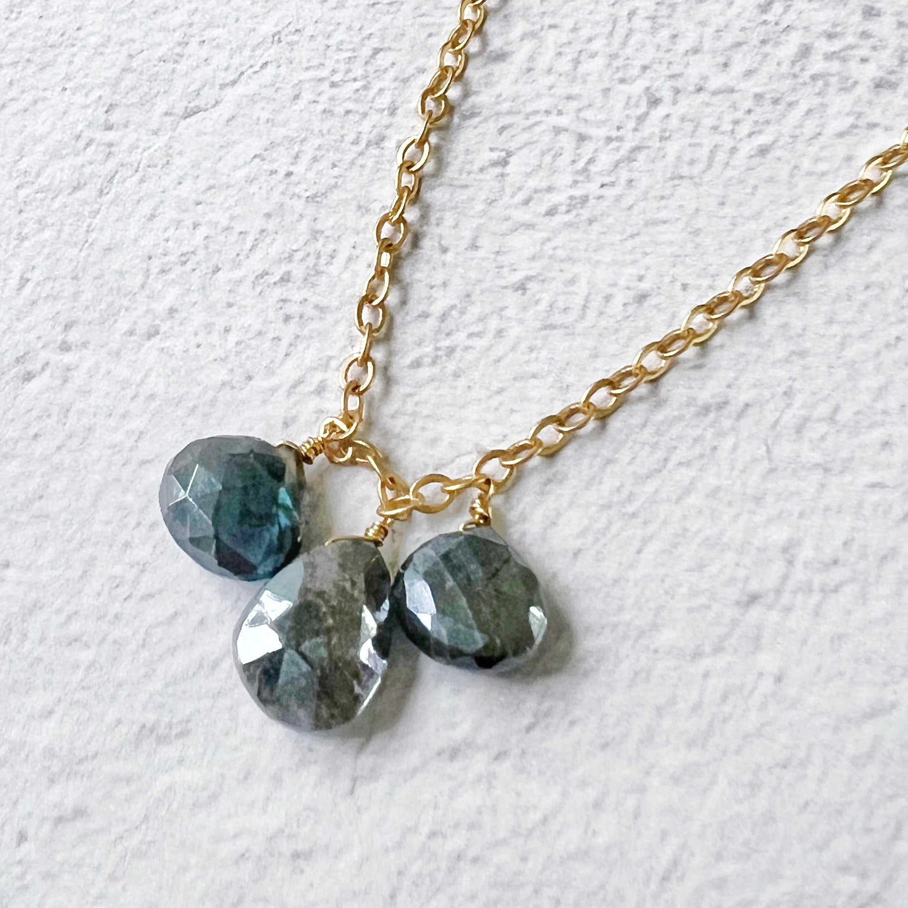 Calistoga Drop Necklace Labradorite