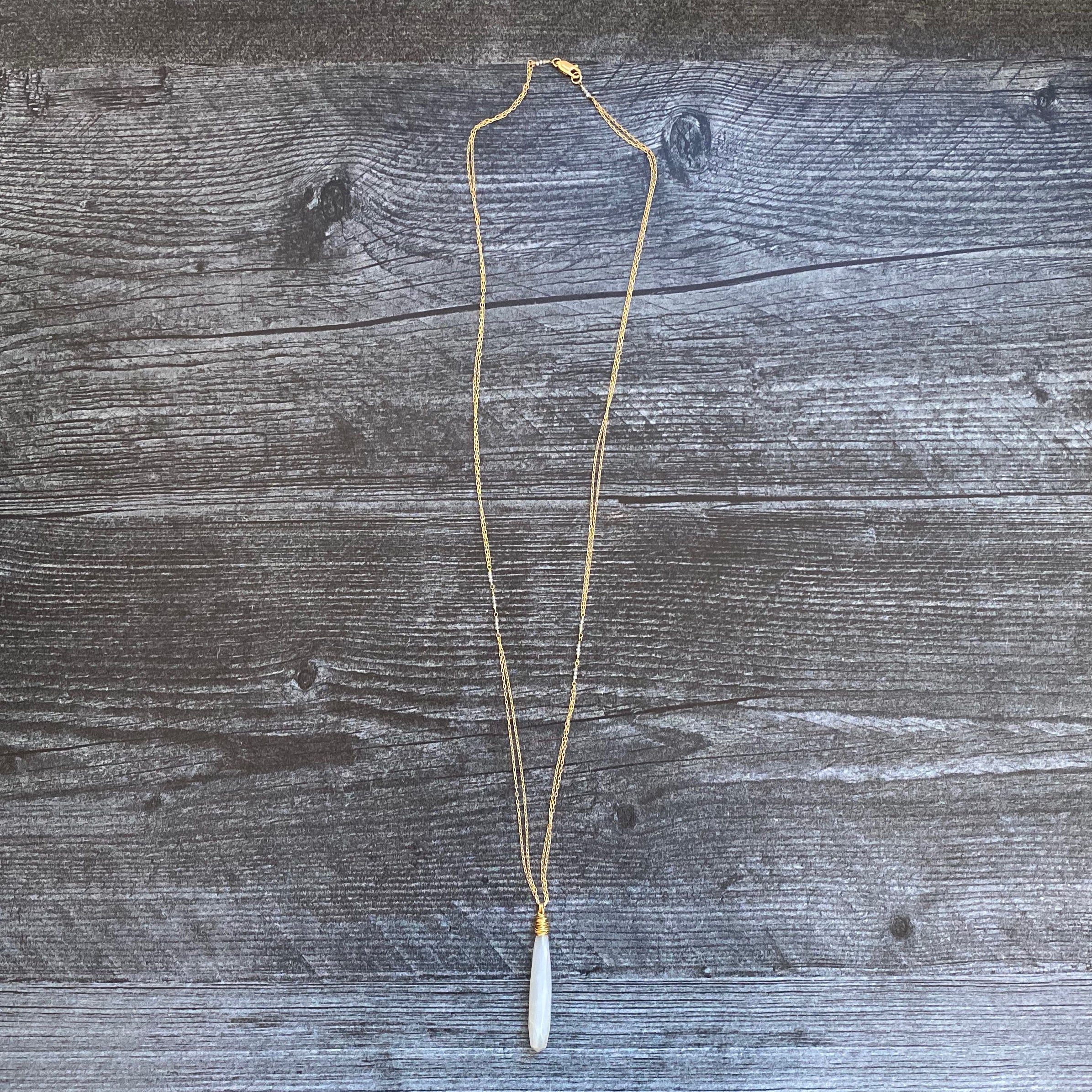 Chiara Pendant Chalcedony 'Icicle'