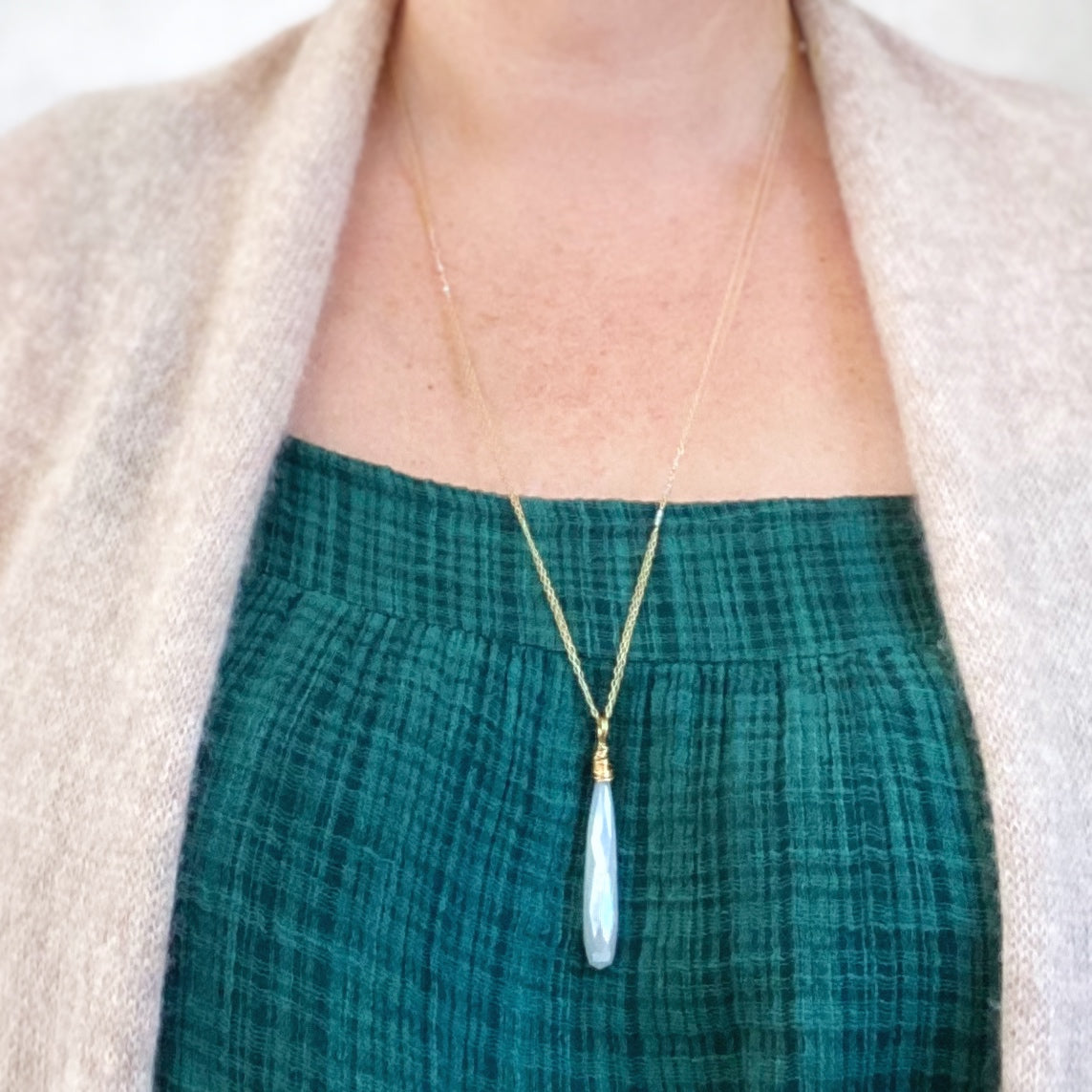 Chiara Pendant Chalcedony 'Icicle'